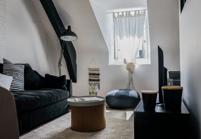 Appartement à Brive-la-Gaillarde - La Cachette d’Artistes - 1 Chambre Appartement à Brive-la-Gaillarde - La Cachette d’Artistes - 1 Chambre