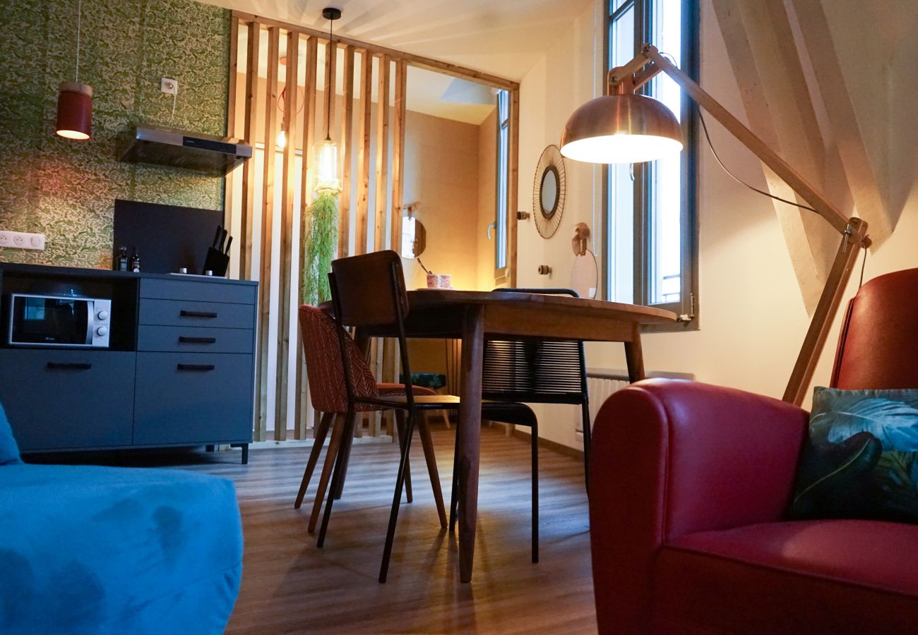 Appartement à Brive-la-Gaillarde - DUMYRAT #1 - Espace atypique - 1 chambre