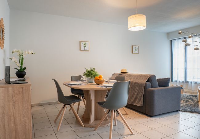 Appartement à Brive-la-Gaillarde - Le Reflet Citadin - 1 Chambre Appartement à Brive-la-Gaillarde - Le Reflet Citadin - 1 Chambre