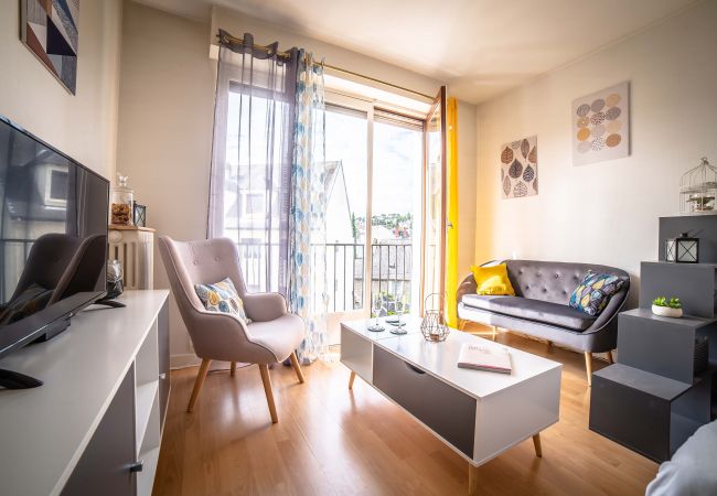 Studio à Brive-la-Gaillarde - Le Petit Joyau - 1 Chambre Studio à Brive-la-Gaillarde - Le Petit Joyau - 1 Chambre