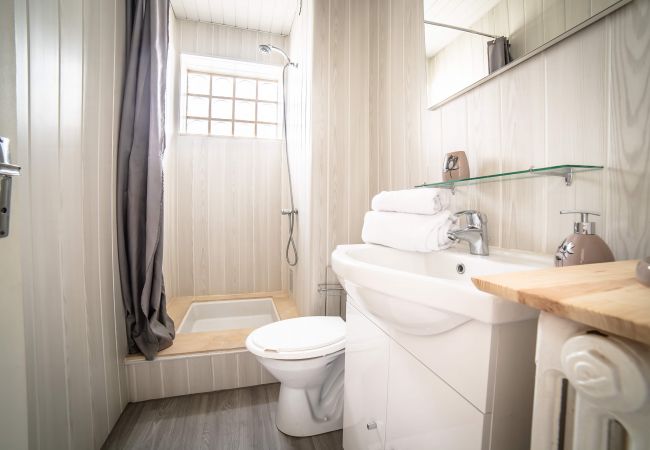 Studio à Brive-la-Gaillarde - Le Petit Joyau - 1 Chambre Studio à Brive-la-Gaillarde - Le Petit Joyau - 1 Chambre