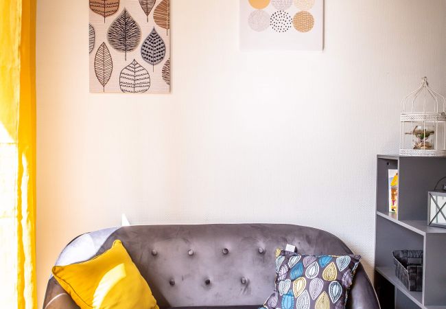 Studio à Brive-la-Gaillarde - Le Petit Joyau - 1 Chambre Studio à Brive-la-Gaillarde - Le Petit Joyau - 1 Chambre