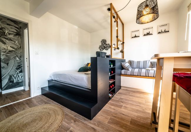 Studio à Brive-la-Gaillarde - Le Cocon Urbain - 1 Chambre Studio à Brive-la-Gaillarde - Le Cocon Urbain - 1 Chambre