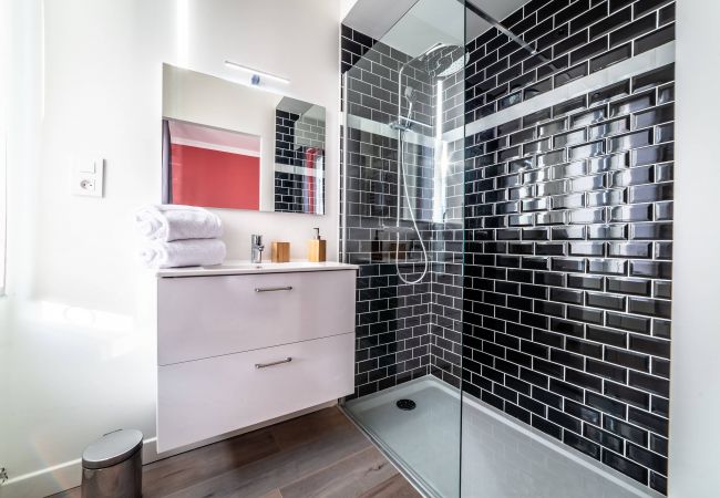 Appartement à Brive-la-Gaillarde - Le Temps Éternel - 1 Chambre Appartement à Brive-la-Gaillarde - Le Temps Éternel - 1 Chambre