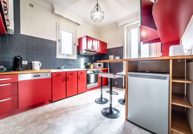 Appartement à Brive-la-Gaillarde - Le Temps Éternel - 1 Chambre Appartement à Brive-la-Gaillarde - Le Temps Éternel - 1 Chambre