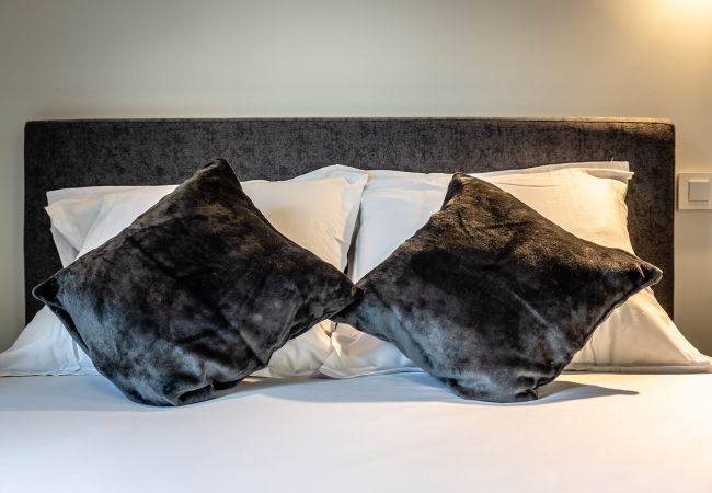 Studio à Brive-la-Gaillarde - Le Valet de Pique - 1 Chambre Studio à Brive-la-Gaillarde - Le Valet de Pique - 1 Chambre