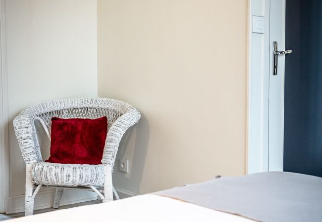 Studio à Brive-la-Gaillarde - Le Valet de Pique - 1 Chambre Studio à Brive-la-Gaillarde - Le Valet de Pique - 1 Chambre