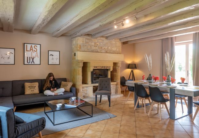 Maison à Montignac - Maison du Périgord - Piscine Chauffée & Spa Maison à Montignac - Maison du Périgord - Piscine Chauffée & Spa