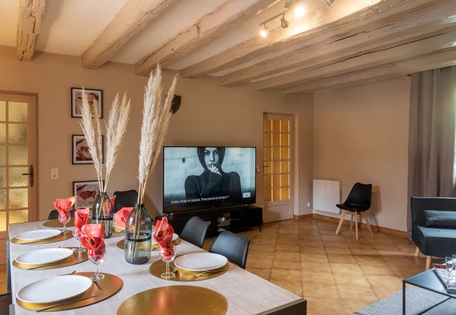 Maison à Montignac - Maison du Périgord - Piscine Chauffée & Spa Maison à Montignac - Maison du Périgord - Piscine Chauffée & Spa