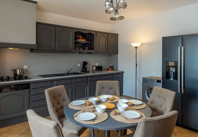 Maison à Montignac - Maison du Périgord - Piscine Chauffée & Spa Maison à Montignac - Maison du Périgord - Piscine Chauffée & Spa