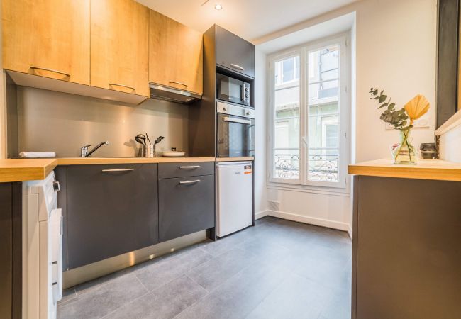 Appartement à Brive-la-Gaillarde - Le Contemporain - 1 Chambre Appartement à Brive-la-Gaillarde - Le Contemporain - 1 Chambre