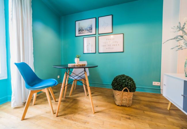 Appartement à Brive-la-Gaillarde - Le Contemporain - 1 Chambre Appartement à Brive-la-Gaillarde - Le Contemporain - 1 Chambre