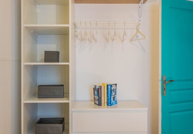 Appartement à Brive-la-Gaillarde - Le Contemporain - 1 Chambre Appartement à Brive-la-Gaillarde - Le Contemporain - 1 Chambre