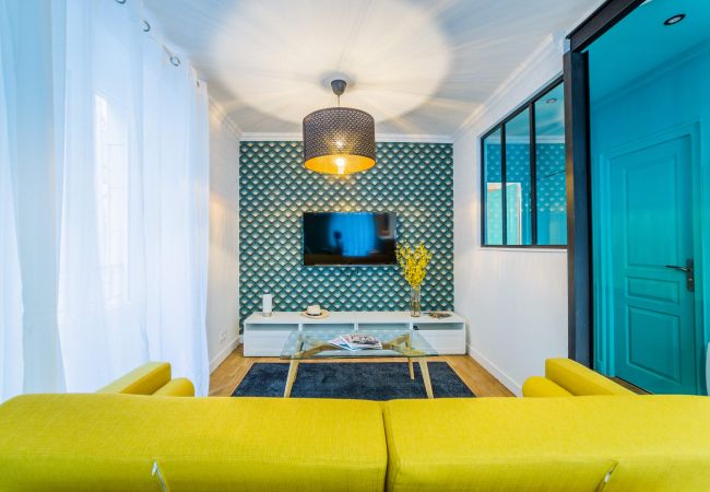Appartement à Brive-la-Gaillarde - L'indigo - Appartement chic - 1 Chambre Appartement à Brive-la-Gaillarde - L'indigo - Appartement chic - 1 Chambre