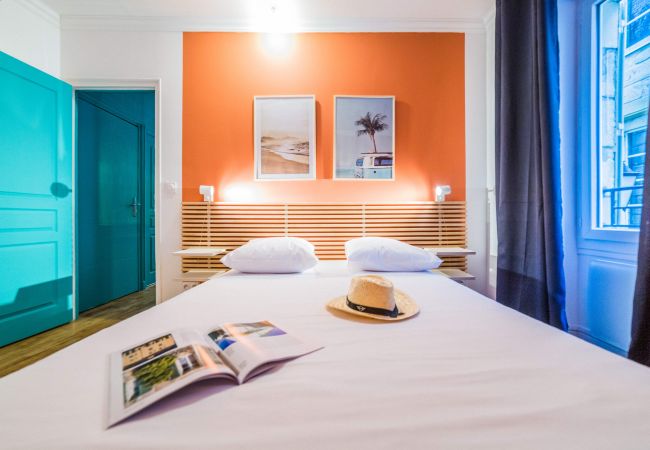 Appartement à Brive-la-Gaillarde - L'indigo - Appartement chic - 1 Chambre Appartement à Brive-la-Gaillarde - L'indigo - Appartement chic - 1 Chambre