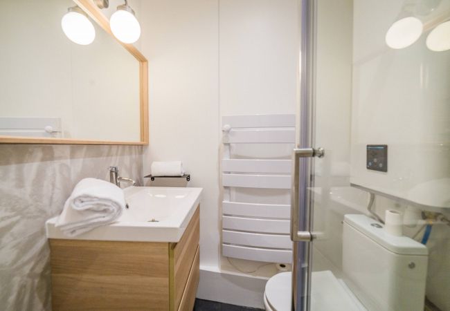 Appartement à Brive-la-Gaillarde - L'indigo - Appartement chic - 1 Chambre Appartement à Brive-la-Gaillarde - L'indigo - Appartement chic - 1 Chambre