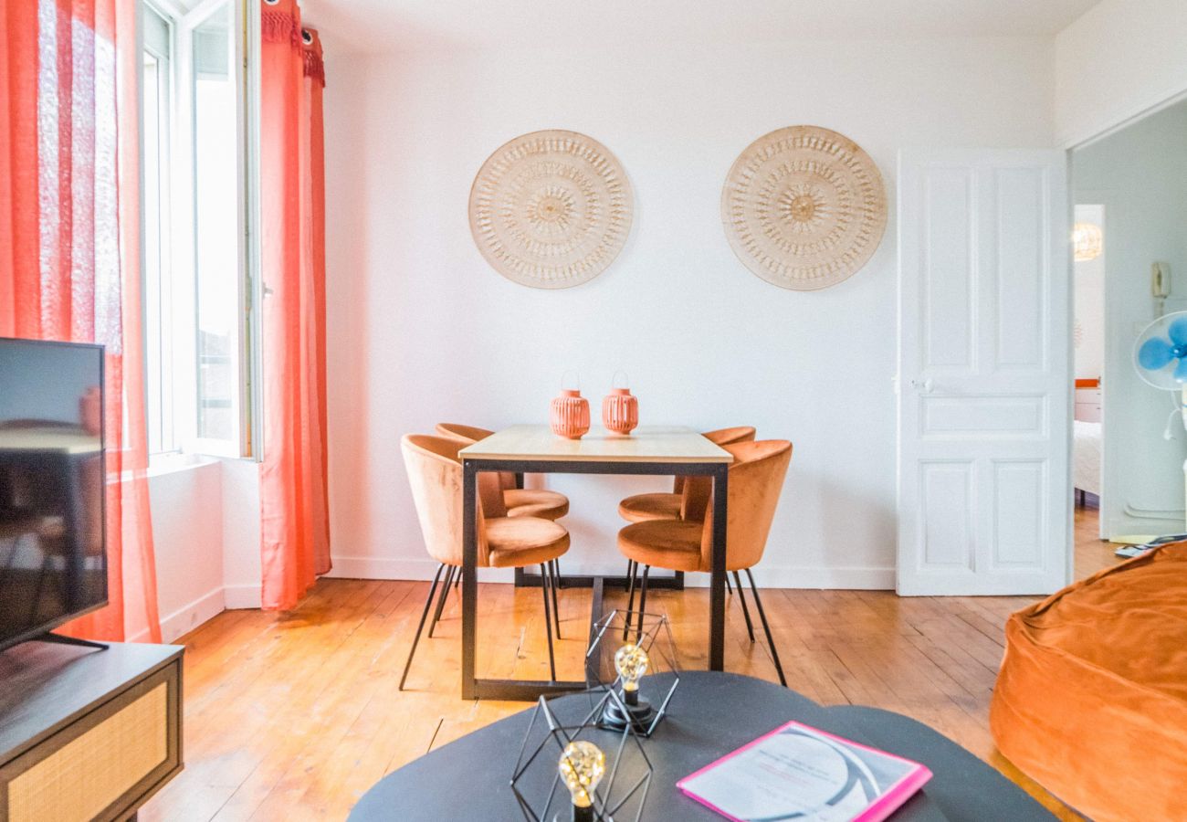 Appartement à Brive-la-Gaillarde - TURGOT #4 - Esprit Vintage - 2 chambres