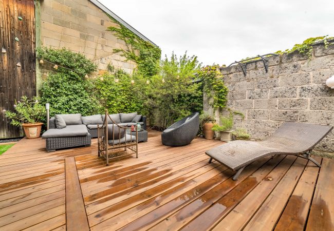 Maison à Brive-la-Gaillarde - La Villa Oasis - Jacuzzi Maison à Brive-la-Gaillarde - La Villa Oasis - Jacuzzi