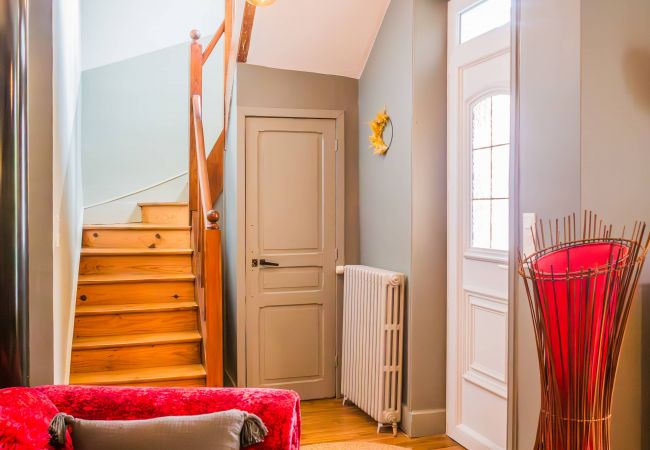 Maison à Brive-la-Gaillarde - La Villa Oasis - Jacuzzi Maison à Brive-la-Gaillarde - La Villa Oasis - Jacuzzi