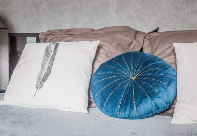 Maison à Brive-la-Gaillarde - La Villa Oasis - Jacuzzi Maison à Brive-la-Gaillarde - La Villa Oasis - Jacuzzi