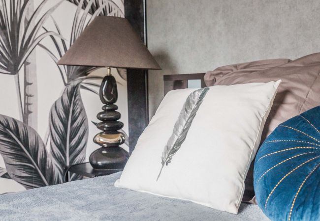 Maison à Brive-la-Gaillarde - La Villa Oasis - Jacuzzi Maison à Brive-la-Gaillarde - La Villa Oasis - Jacuzzi