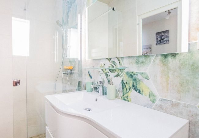 Maison à Brive-la-Gaillarde - Les Rosiers - Maison avec JACUZZI Maison à Brive-la-Gaillarde - Les Rosiers - Maison avec JACUZZI