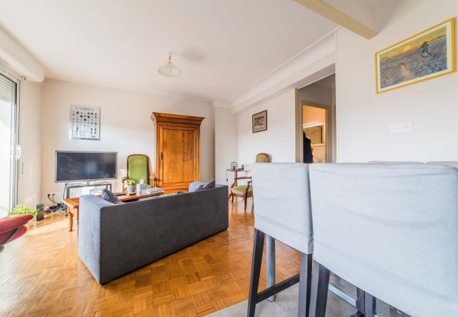 Appartement à Brive-la-Gaillarde - Le Refuge de l'Écrivain - Parking inclus Appartement à Brive-la-Gaillarde - Le Refuge de l'Écrivain - Parking inclus