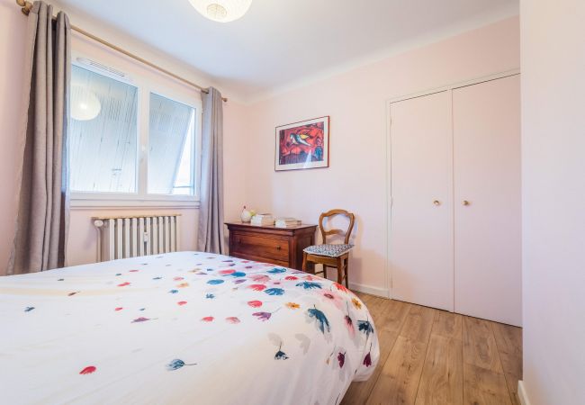 Appartement à Brive-la-Gaillarde - Le Refuge de l'Écrivain - Parking inclus Appartement à Brive-la-Gaillarde - Le Refuge de l'Écrivain - Parking inclus