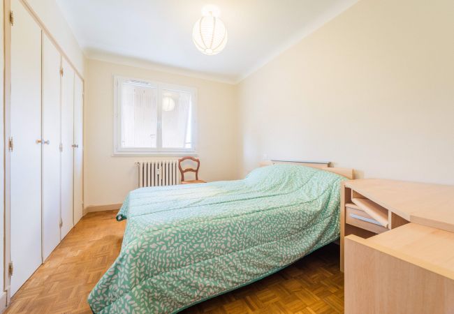 Appartement à Brive-la-Gaillarde - Le Refuge de l'Écrivain - Parking inclus Appartement à Brive-la-Gaillarde - Le Refuge de l'Écrivain - Parking inclus