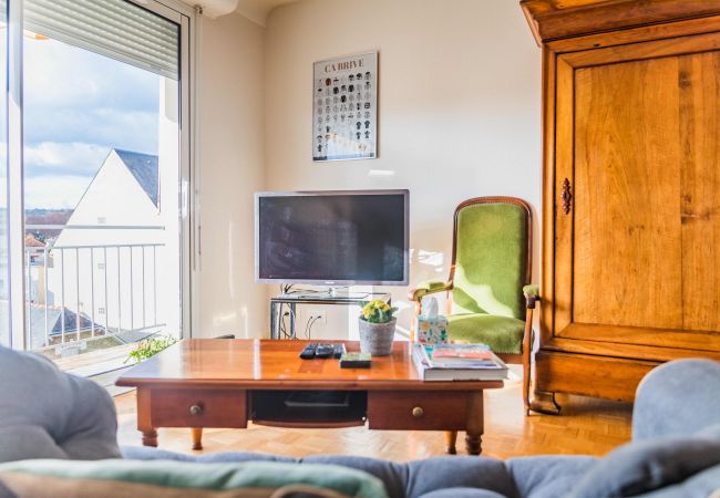 Appartement à Brive-la-Gaillarde - Le Refuge de l'Écrivain - Parking inclus Appartement à Brive-la-Gaillarde - Le Refuge de l'Écrivain - Parking inclus