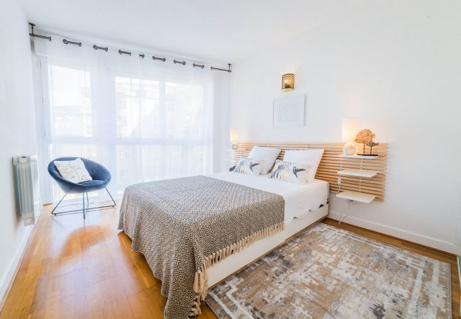 Appartement à Brive-la-Gaillarde - Picasso & Terrasse - 2 Chambres Appartement à Brive-la-Gaillarde - Picasso & Terrasse - 2 Chambres