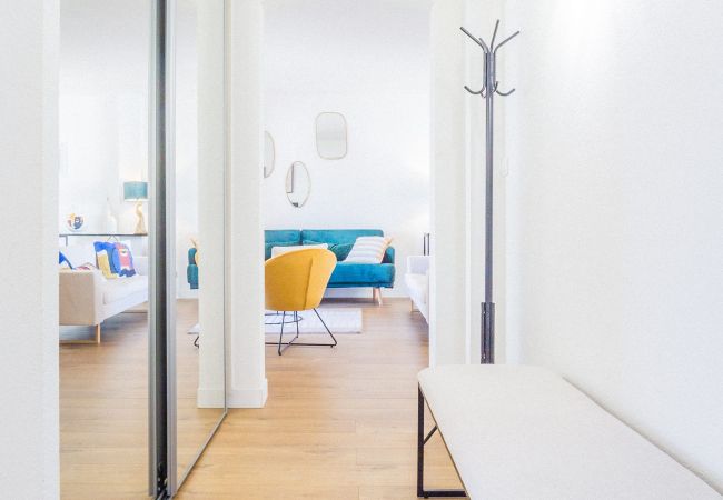 Appartement à Brive-la-Gaillarde - Picasso & Terrasse - 2 Chambres Appartement à Brive-la-Gaillarde - Picasso & Terrasse - 2 Chambres