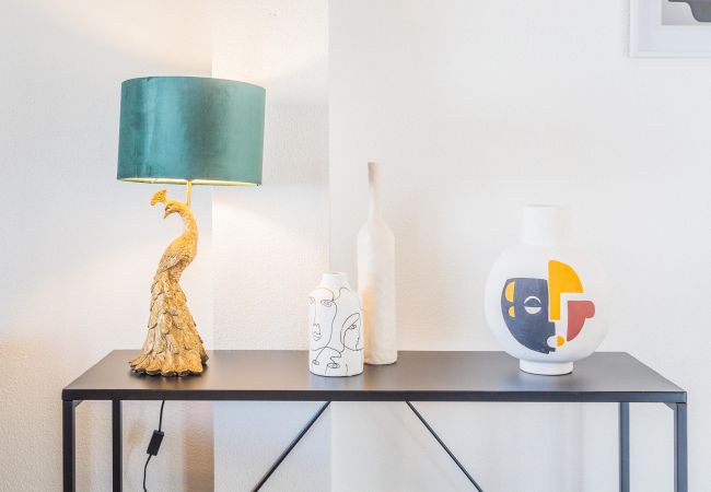 Appartement à Brive-la-Gaillarde - Picasso & Terrasse - 2 Chambres Appartement à Brive-la-Gaillarde - Picasso & Terrasse - 2 Chambres