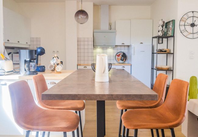 Appartement à Brive-la-Gaillarde - Picasso & Terrasse - 2 Chambres Appartement à Brive-la-Gaillarde - Picasso & Terrasse - 2 Chambres