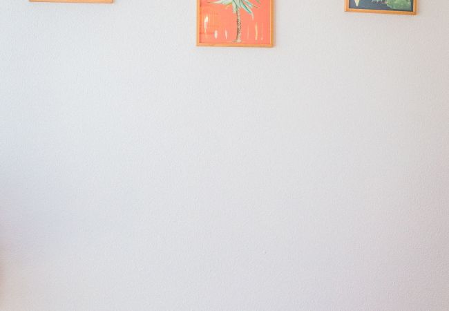 Appartement à Brive-la-Gaillarde - Picasso & Terrasse - 2 Chambres Appartement à Brive-la-Gaillarde - Picasso & Terrasse - 2 Chambres