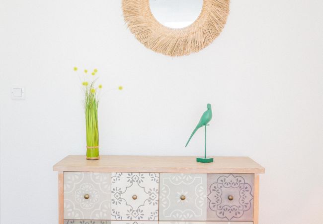 Appartement à Brive-la-Gaillarde - Picasso & Terrasse - 2 Chambres Appartement à Brive-la-Gaillarde - Picasso & Terrasse - 2 Chambres