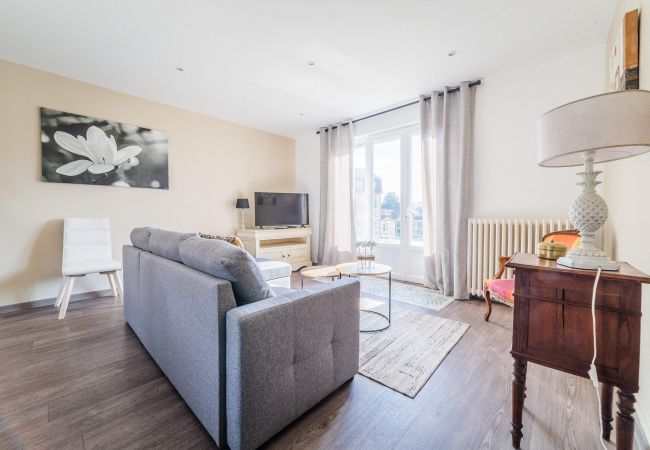 Appartement à Brive-la-Gaillarde - Le Balcon - 2 Chambres Appartement à Brive-la-Gaillarde - Le Balcon - 2 Chambres