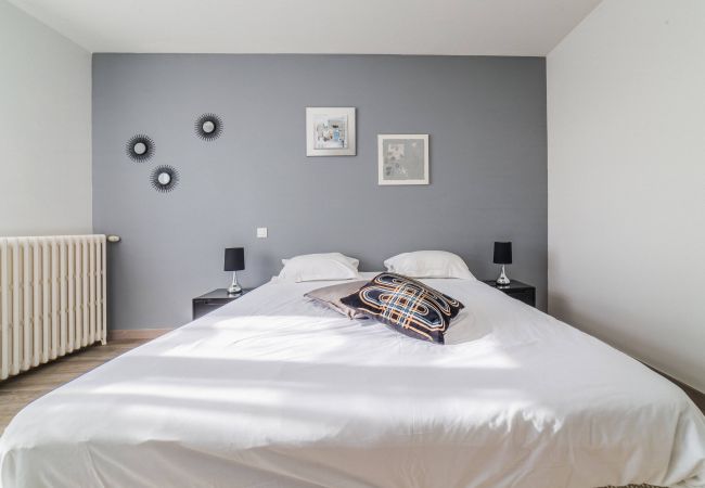 Appartement à Brive-la-Gaillarde - Le Balcon - 2 Chambres Appartement à Brive-la-Gaillarde - Le Balcon - 2 Chambres