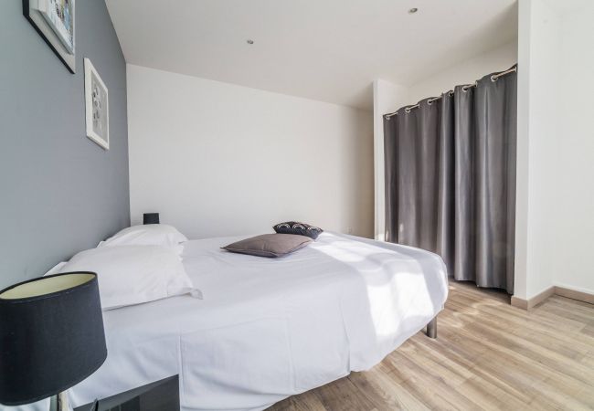 Appartement à Brive-la-Gaillarde - Le Balcon - 2 Chambres Appartement à Brive-la-Gaillarde - Le Balcon - 2 Chambres