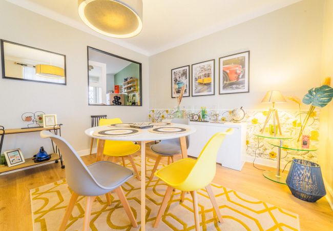 Appartement à Brive-la-Gaillarde - Le Sémard - F2 Terrasse couverte Centre-ville Appartement à Brive-la-Gaillarde - Le Sémard - F2 Terrasse couverte Centre-ville