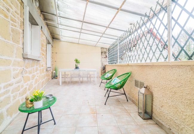 Appartement à Brive-la-Gaillarde - Le Sémard - F2 Terrasse couverte Centre-ville