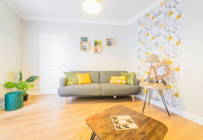 Appartement à Brive-la-Gaillarde - Le Sémard - F2 Terrasse couverte Centre-ville Appartement à Brive-la-Gaillarde - Le Sémard - F2 Terrasse couverte Centre-ville