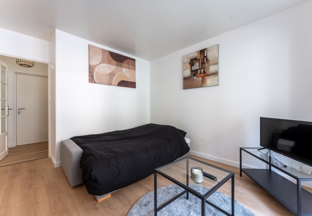 Appartement à Nogent-sur-Marne - Studio Cocooning à Nogent Sur Marne