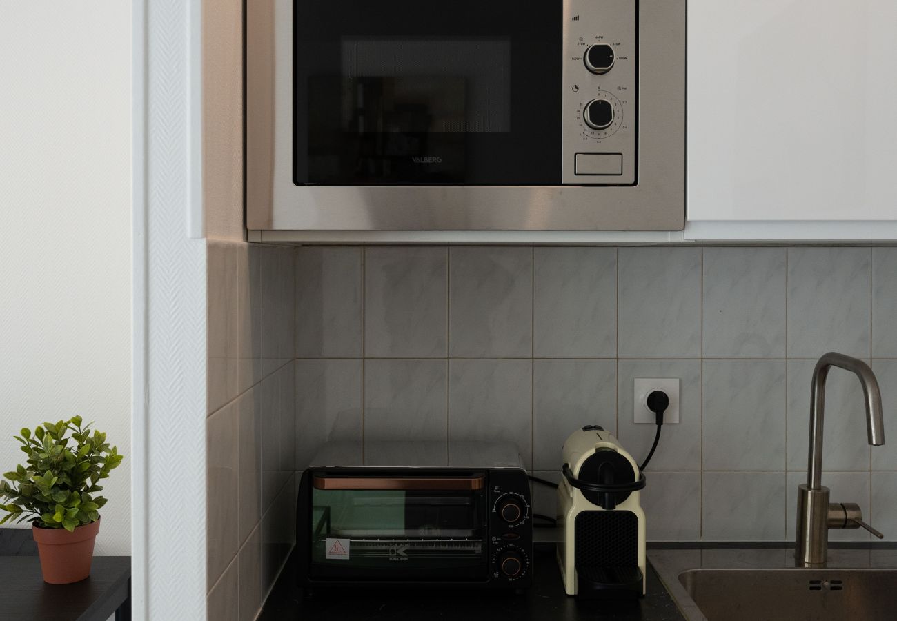 Appartement à Nogent-sur-Marne - Studio Cocooning à Nogent Sur Marne