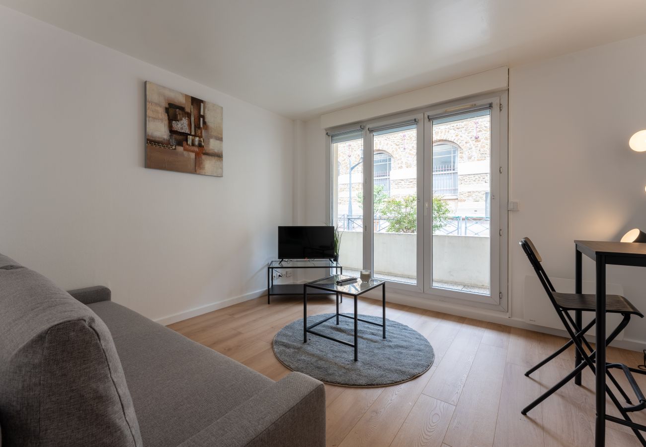 Appartement à Nogent-sur-Marne - Studio Cocooning à Nogent Sur Marne