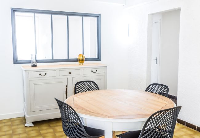 Maison à Brive-la-Gaillarde - La Pause des 6 - 6 Personnes Maison à Brive-la-Gaillarde - La Pause des 6 - 6 Personnes