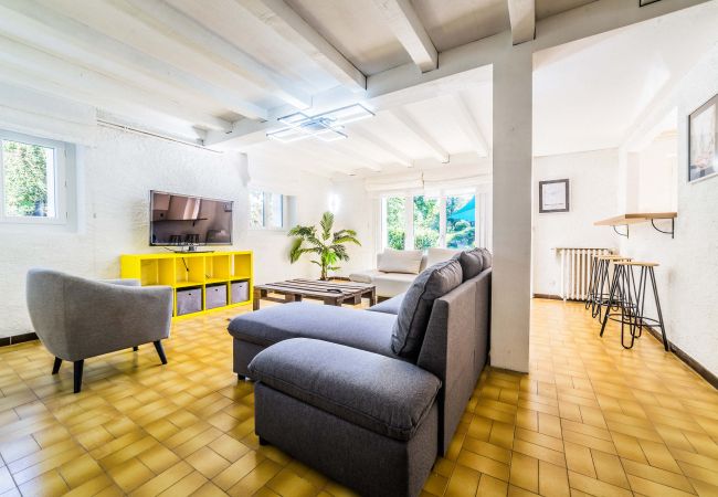 Maison à Brive-la-Gaillarde - La Pause des 6 - 6 Personnes Maison à Brive-la-Gaillarde - La Pause des 6 - 6 Personnes