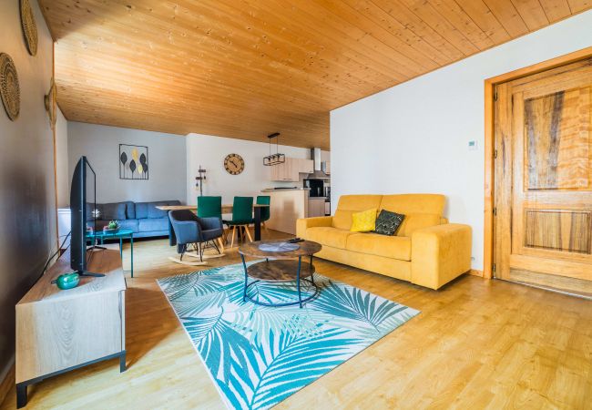 Appartement à Brive-la-Gaillarde - Deux Chambres de Charme - 2 Chambres Appartement à Brive-la-Gaillarde - Deux Chambres de Charme - 2 Chambres