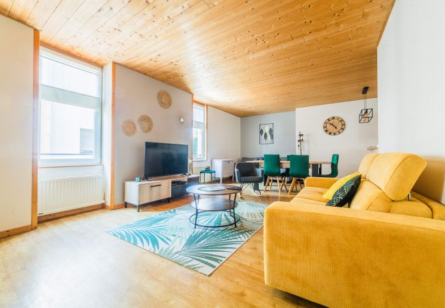 Appartement à Brive-la-Gaillarde - Deux Chambres de Charme - 2 Chambres Appartement à Brive-la-Gaillarde - Deux Chambres de Charme - 2 Chambres