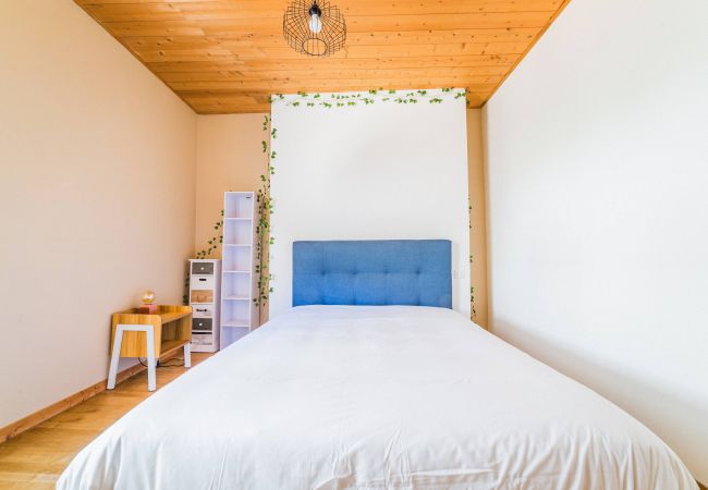 Appartement à Brive-la-Gaillarde - Deux Chambres de Charme - 2 Chambres Appartement à Brive-la-Gaillarde - Deux Chambres de Charme - 2 Chambres